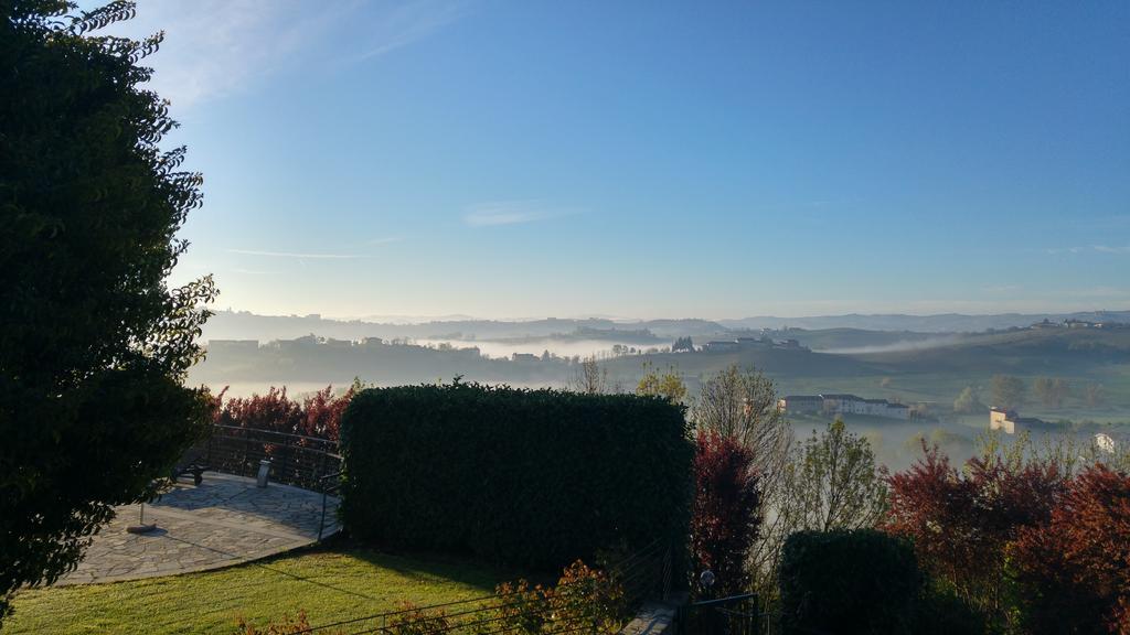 Locanda Del Boscogrande Montegrosso dʼAsti Exteriör bild