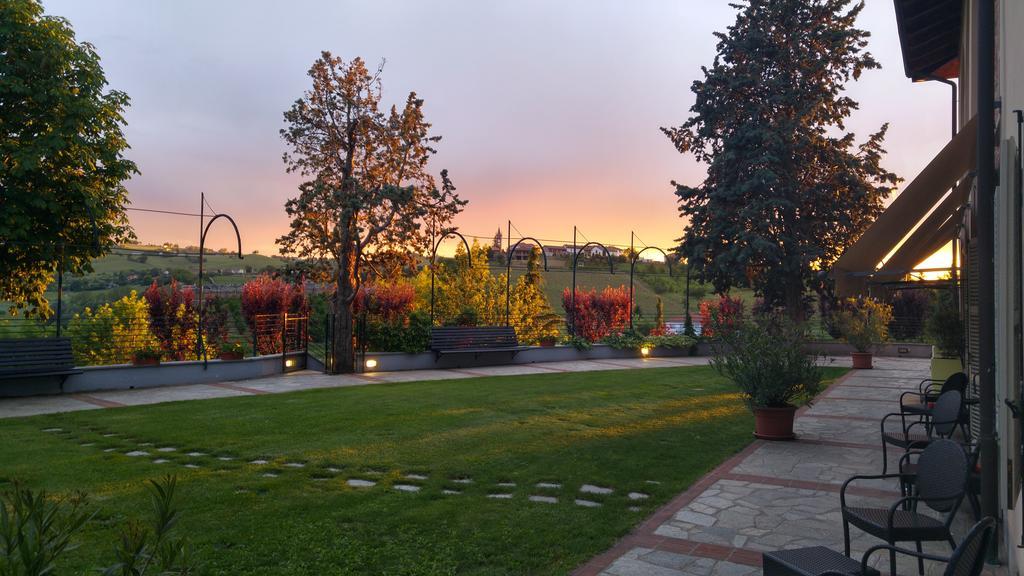 Locanda Del Boscogrande Montegrosso dʼAsti Exteriör bild