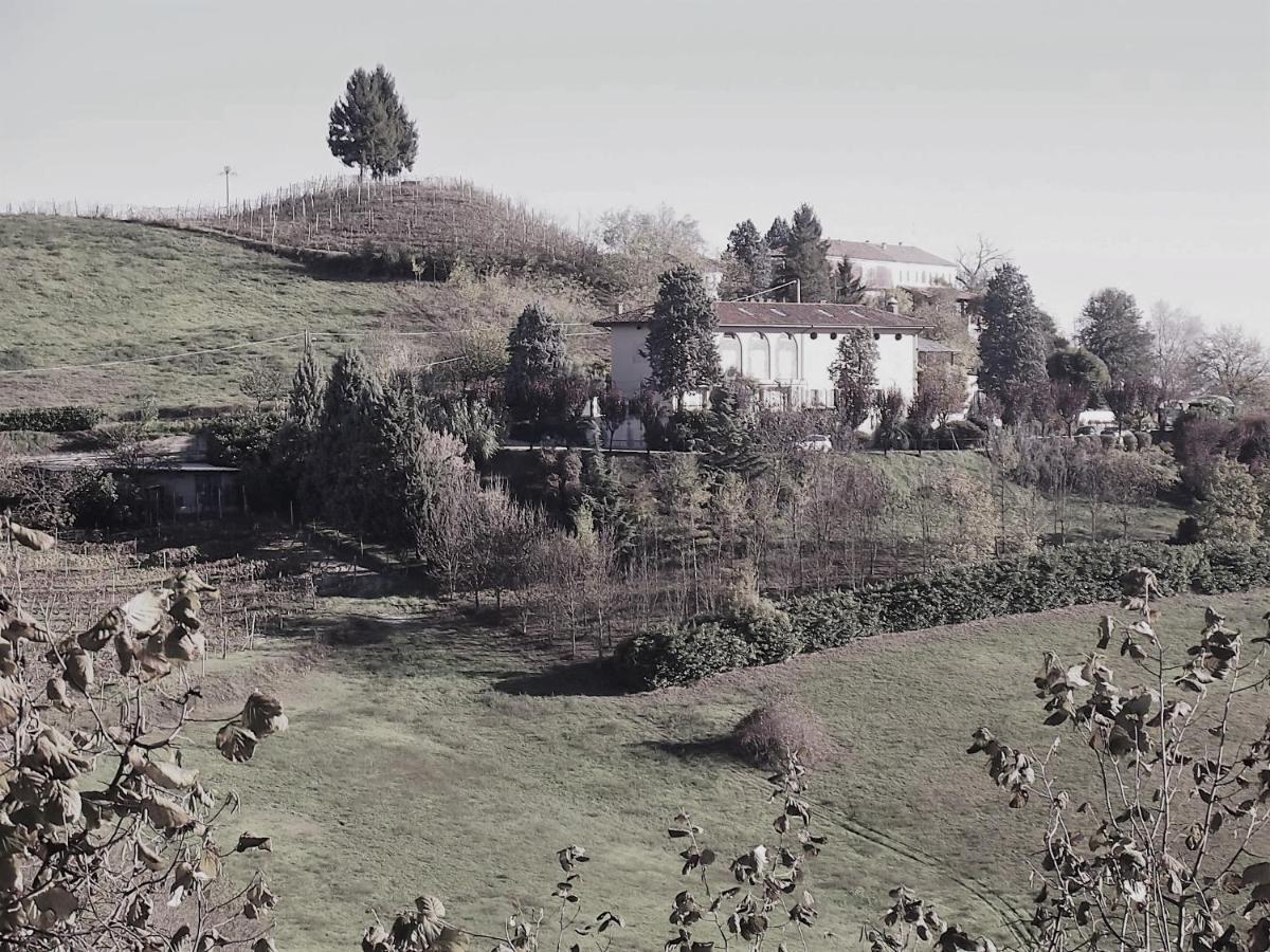 Locanda Del Boscogrande Montegrosso dʼAsti Exteriör bild