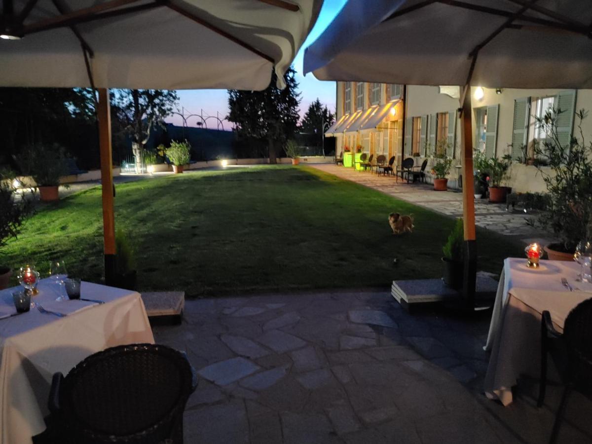 Locanda Del Boscogrande Montegrosso dʼAsti Exteriör bild